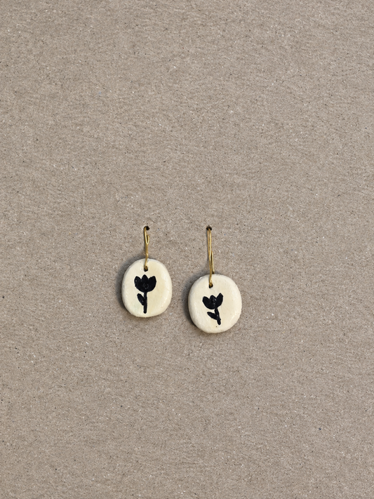 black tulip earrings